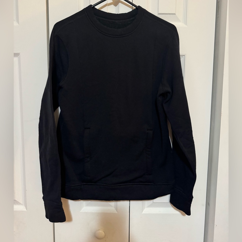 Lululemon, medium, super soft warm fleece lined crewneck with kangaroo pouch.